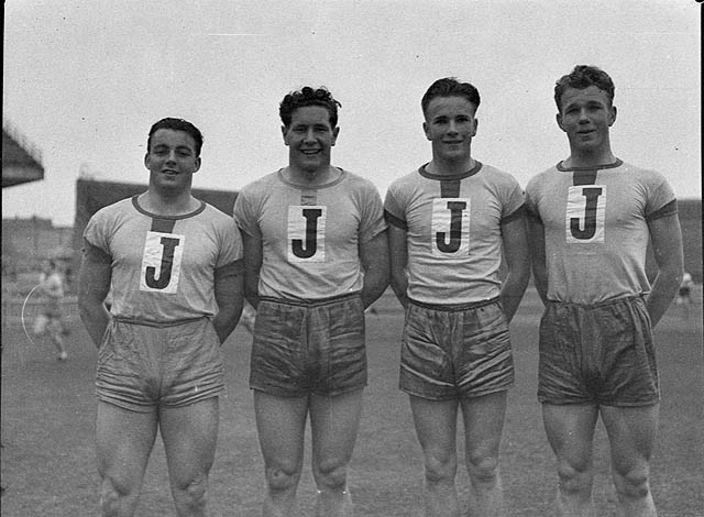 Joeysathletes1939.jpg