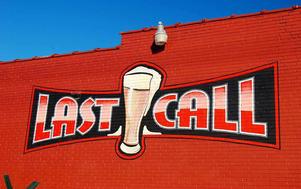 Last-Call-Bar-Broadway-10-24-2009_5878.jpg
