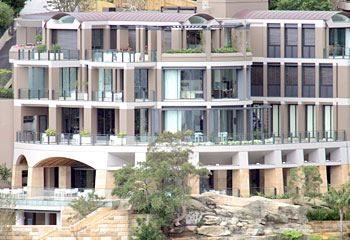 Symond-5352177.jpg