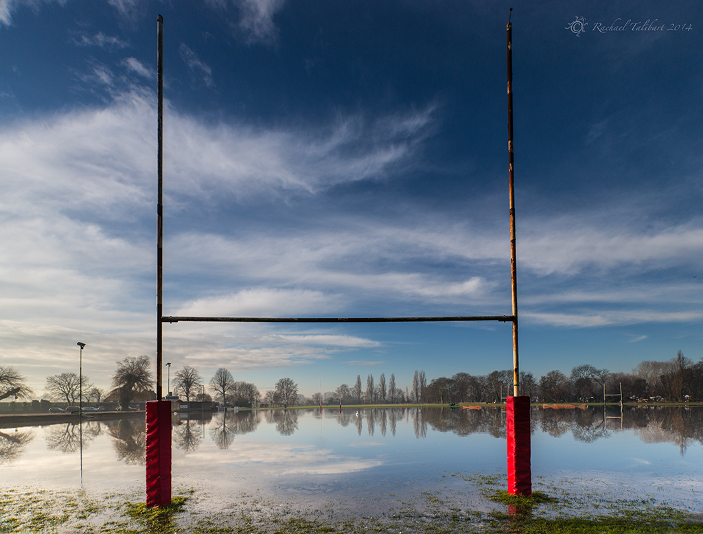 weybridgevandalsrugbypitch2.jpg
