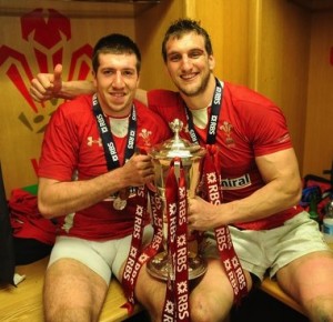 Flankers Tipuric and Warburton