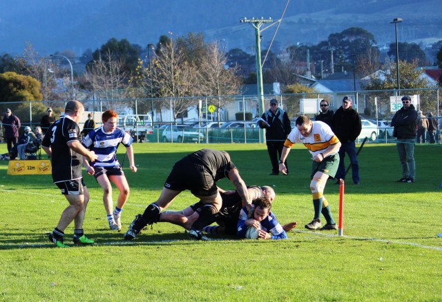 Taroona’s Mikey Whyte beats the Glenorchy defence to score at Eady Street, Glenorchy.