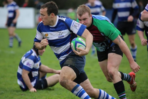 Taroona fly half Christo le Grange threatening the line