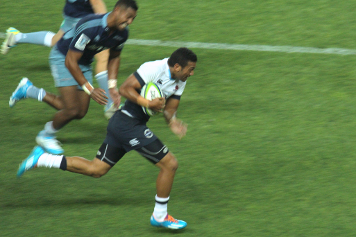 Alofa about to score magic try