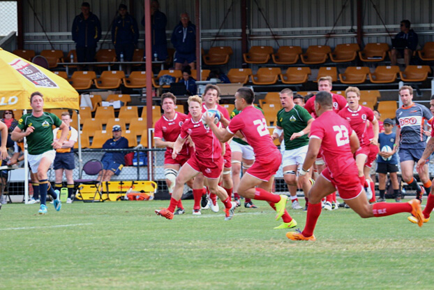 Duncan Paia'aua receives a pass