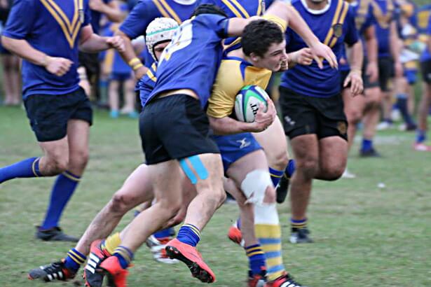 Try scorer Peter Slaven runs strongly CAS 