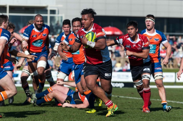 Ita Vaea on a run for the Canberra Vikings