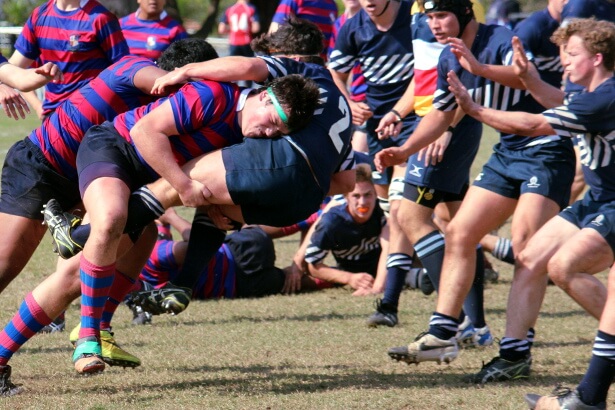 James Behinger (Joeys 3rds) tackles Ben Furby