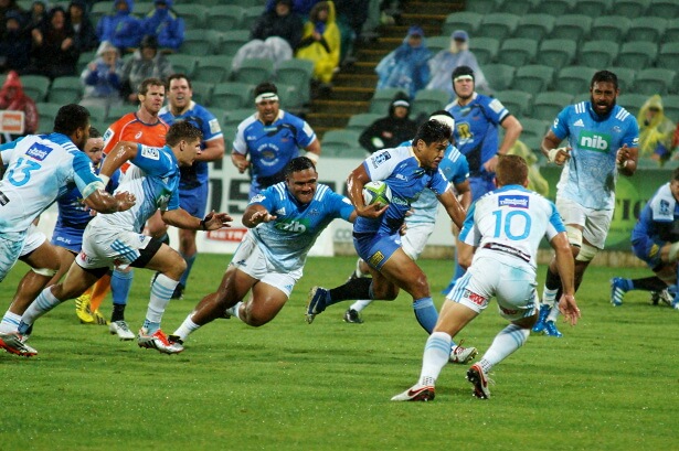 Ben Tapuai in traffic