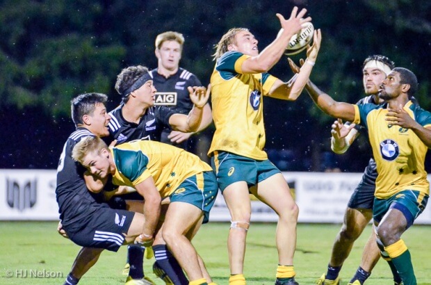 Australia contest the loose ball