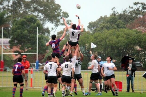 Jack Spooner poaches Newington ball