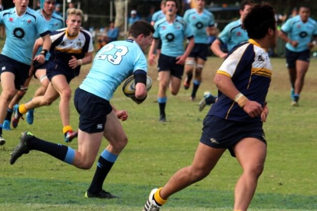 Luke Osborne going in for the killer try.