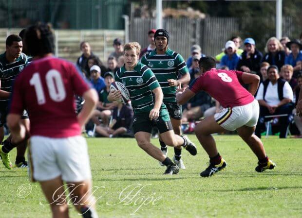 Ben Simpson runs the ball | Holly Hope Photography