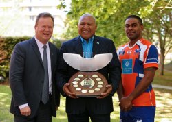 Bill Pulver, Frank Bainimarama, Vatemo Ravouvou - Credit ARU Media - Karen Watson (1)