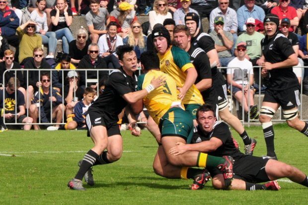 Opeti Helu offloads to Lachlan Lonergan …