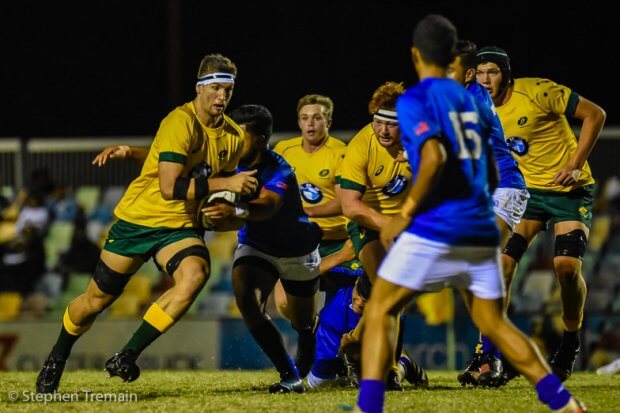 Ryan McCauley runs on to a Harry Johnson-Holmes offload