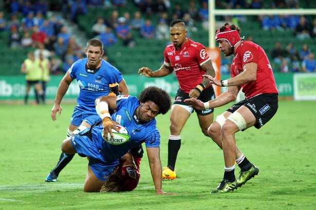 Tatafu Polota-Nau brought down as Hogson, Jantjes and Whiteley look on