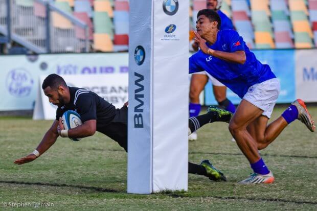 Jona Nareki goes over for a try