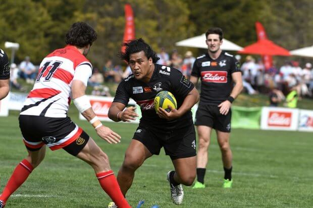 Brandon Paenga-Amosa charges for NSW Country Eagles v Canberra Vikings NRC 2017 (Photo courtesy ARU Media)