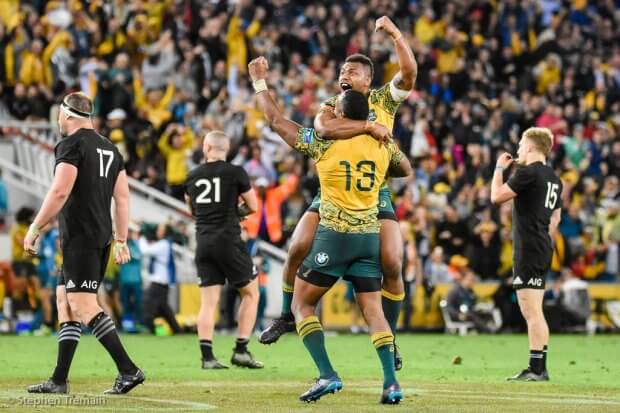 Samu Kerevi and Tevita Kuridrani celebrate a win