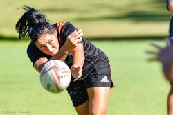Sarah Goss passes during a New Zealand Women training session