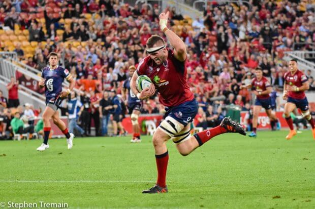 Rodda scoring under the posts - photo HJ Nelson