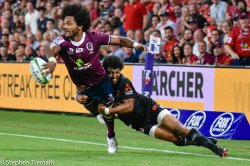 Henry Speight offloads for James O'Connor to score