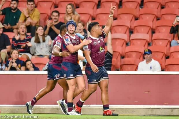 Alex Mafi celebrates a try