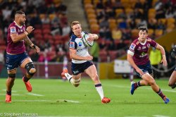 Dane Haylett-Petty runs